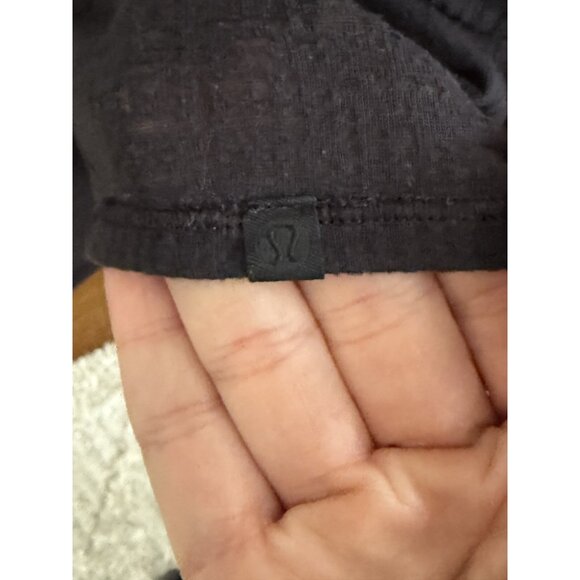 LULULEMON Black Uncovered Tall Long Sleeve Back Tie Top Womens Size 10 - Picture 7 of 9